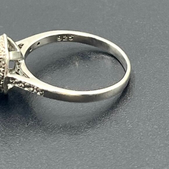 Blue Topaz Sterling Silver Halo‎ Vintage Style 10x6mm Oval Gemstone Ring Sz 8.5 - Picture 5 of 6